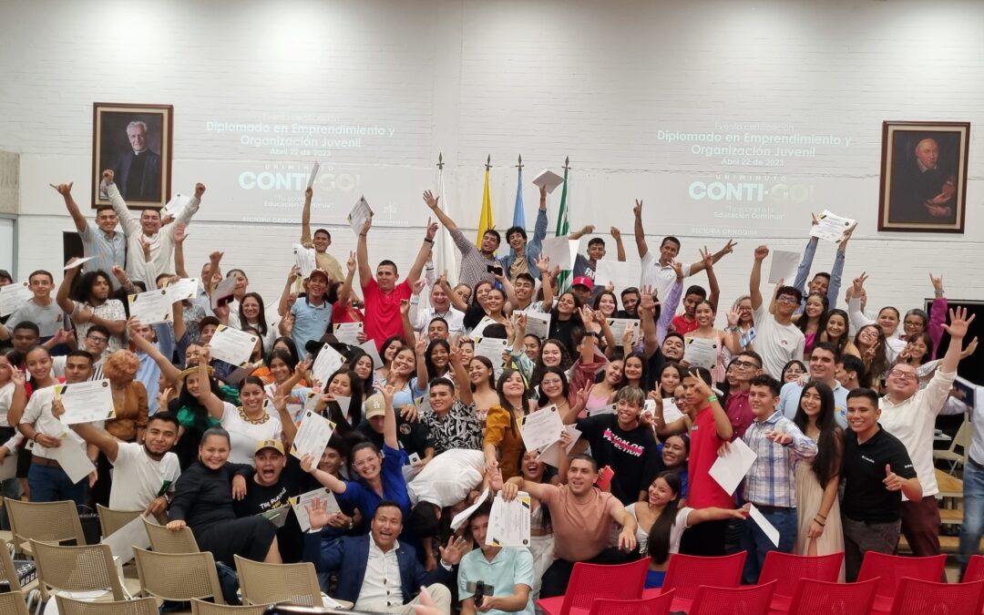 90 jóvenes del Sur del Meta se certificaron del Diplomado